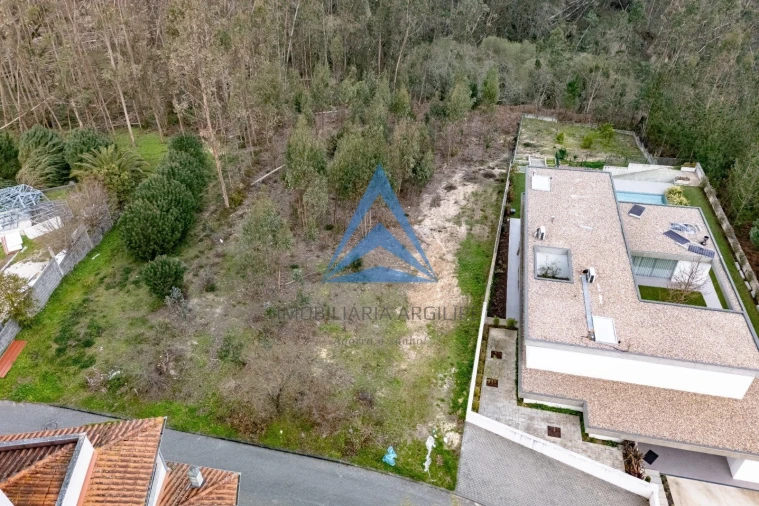 Terreno para Venda em Meirinhas Foto 5