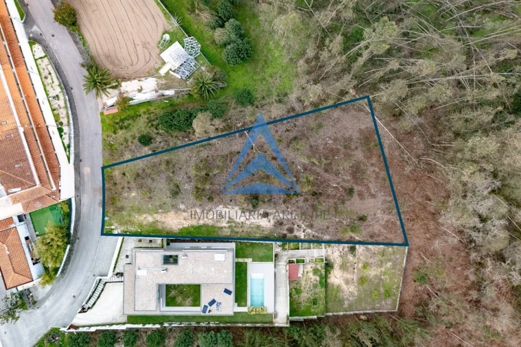 Terreno para Venda em Meirinhas Foto 2