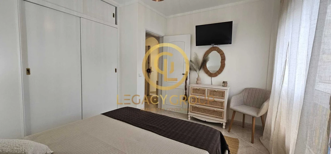 Apartamento T1 para Venda em Quarteira Foto 2