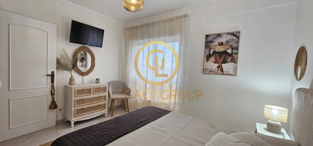 Apartamento T1 para Venda em Quarteira Foto 3