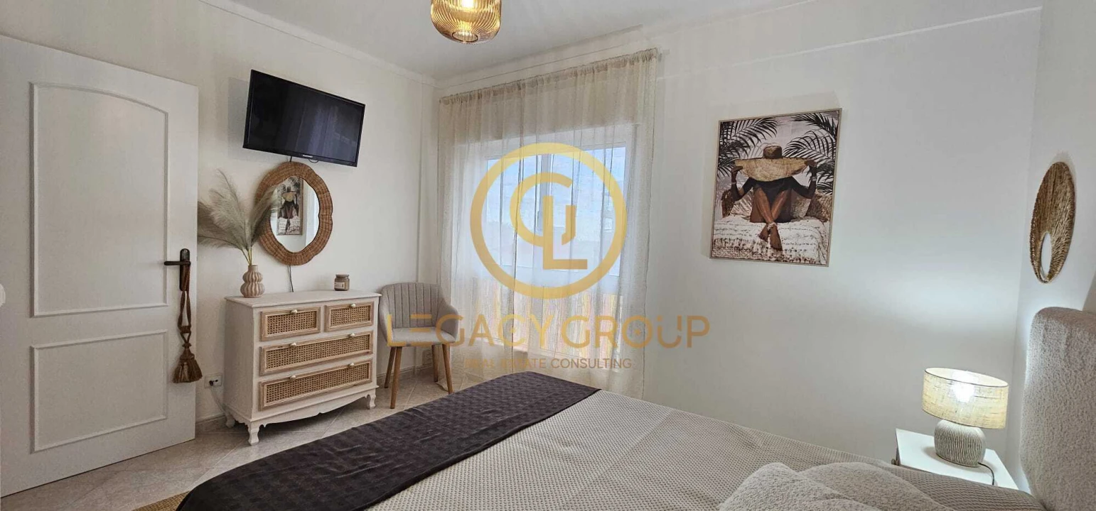 Apartamento T1 para Venda em Quarteira Foto 3