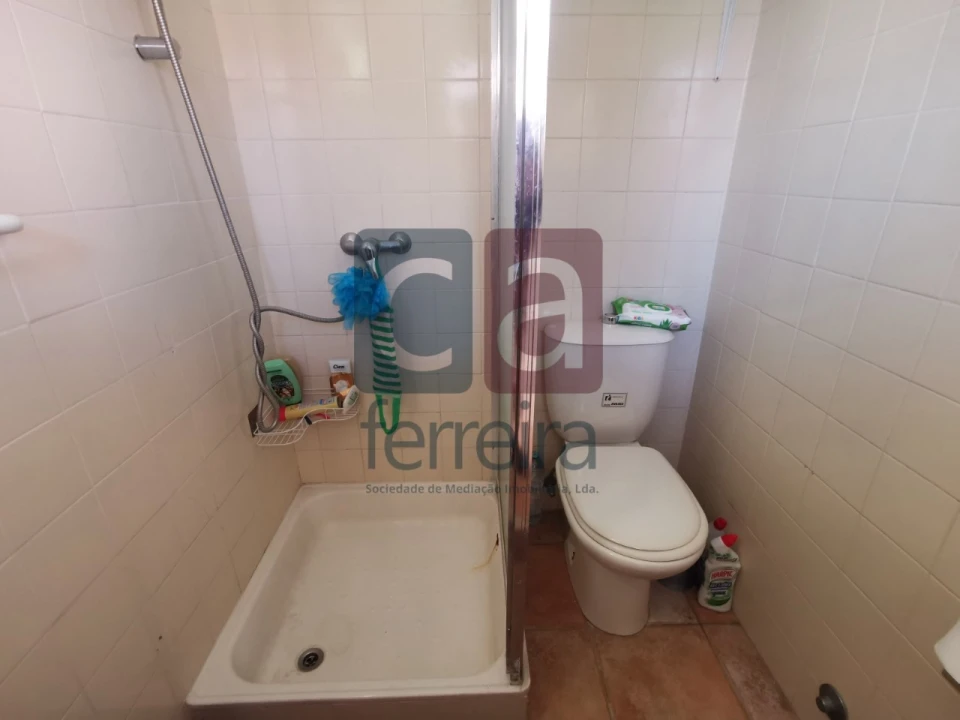 Moradia T5 para Venda em Benfica do Ribatejo Foto 30