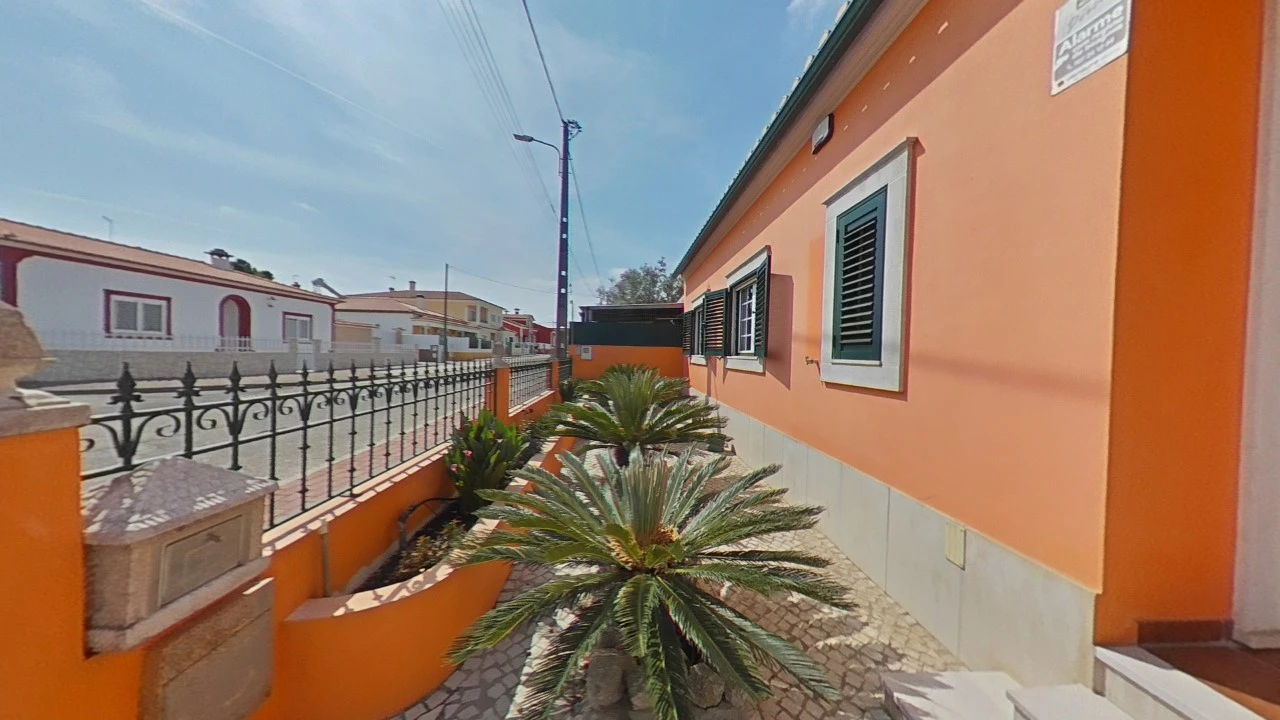 Moradia T5 para Venda em Benfica do Ribatejo Foto 41