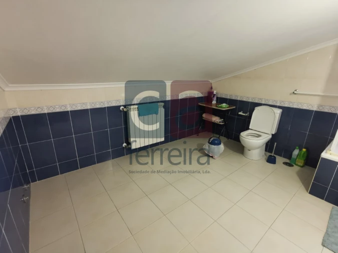 Moradia T5 para Venda em Benfica do Ribatejo Foto 22