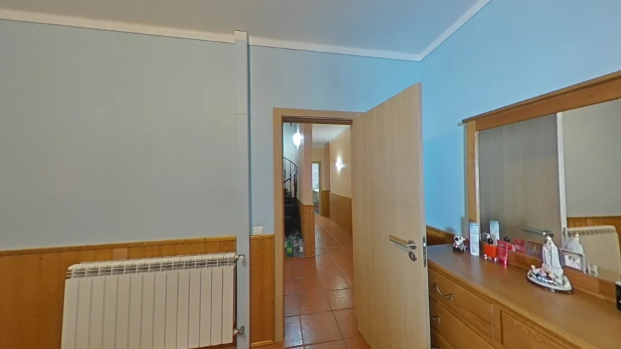 Moradia T5 para Venda em Benfica do Ribatejo Foto 72