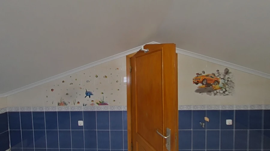 Moradia T5 para Venda em Benfica do Ribatejo Foto 105