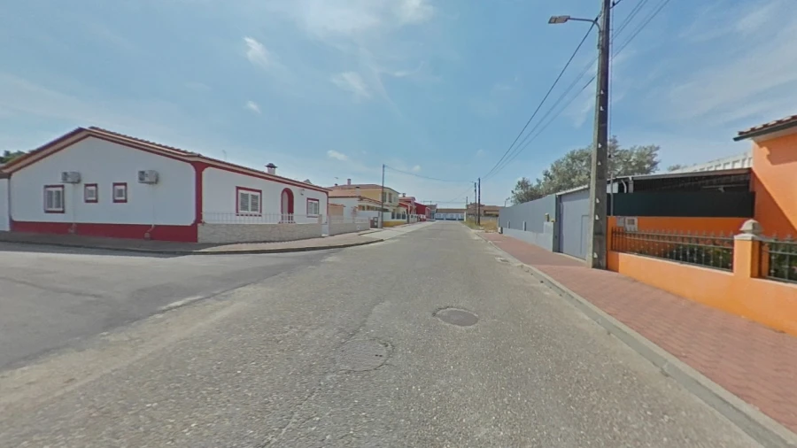 Moradia T5 para Venda em Benfica do Ribatejo Foto 49