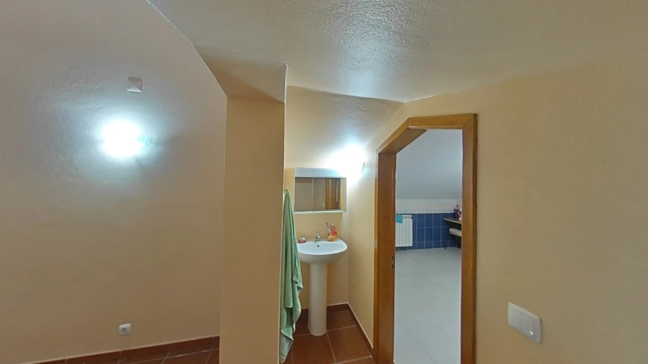 Moradia T5 para Venda em Benfica do Ribatejo Foto 68