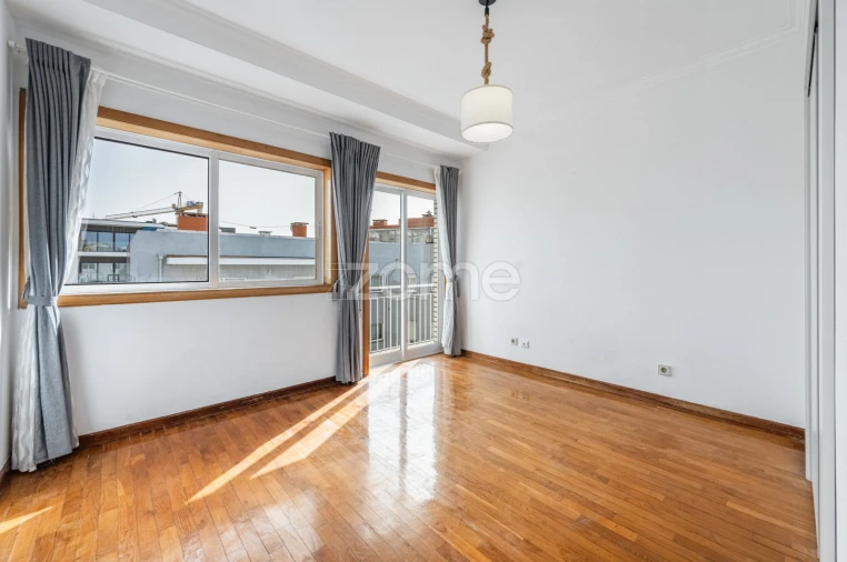 Apartamento T2 para Arrendamento em Santa Maria Maior e Monserrate e Meadela Foto 17