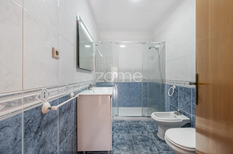 Apartamento T2 para Arrendamento em Santa Maria Maior e Monserrate e Meadela Foto 24