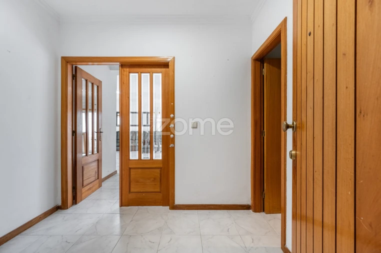 Apartamento T2 para Arrendamento em Santa Maria Maior e Monserrate e Meadela Foto 7