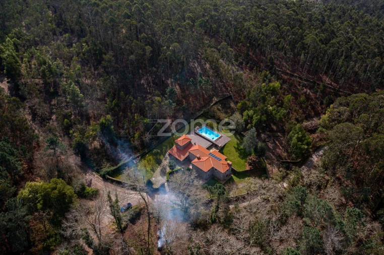 Moradia T4 para Venda em Gondar e Orbacém