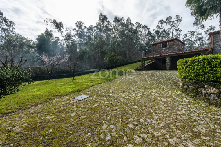 Moradia T4 para Venda em Gondar e Orbacém Foto 58