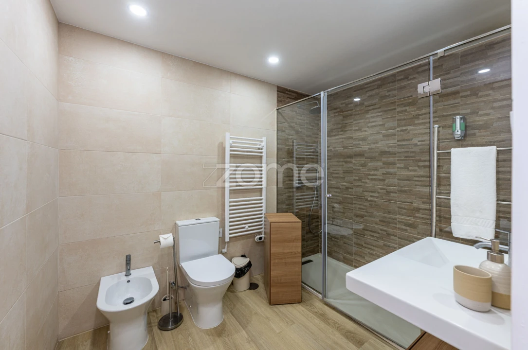 Moradia T4 para Venda em Gondar e Orbacém Foto 8