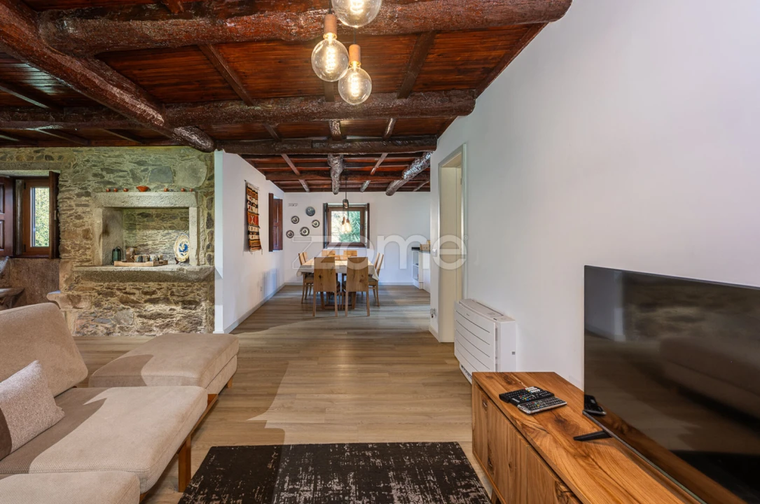 Moradia T4 para Venda em Gondar e Orbacém Foto 32