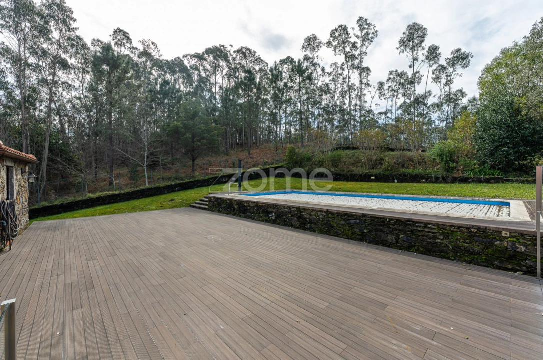 Moradia T4 para Venda em Gondar e Orbacém Foto 57