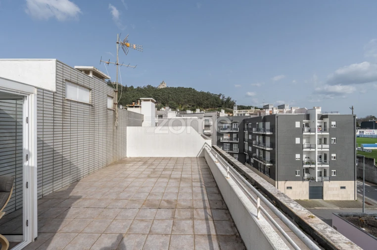 Apartamento T2 para Arrendamento em Santa Maria Maior e Monserrate e Meadela Foto 23