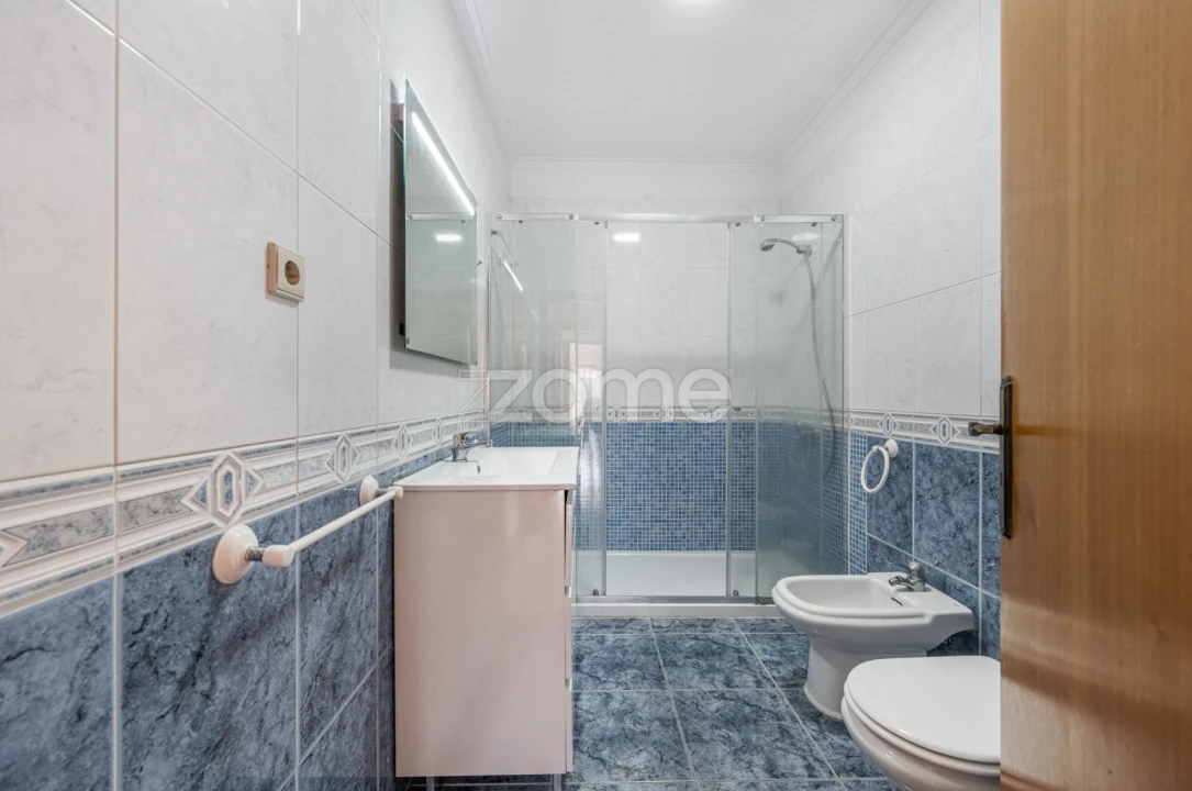 Apartamento T2 para Arrendamento em Santa Maria Maior e Monserrate e Meadela Foto 22