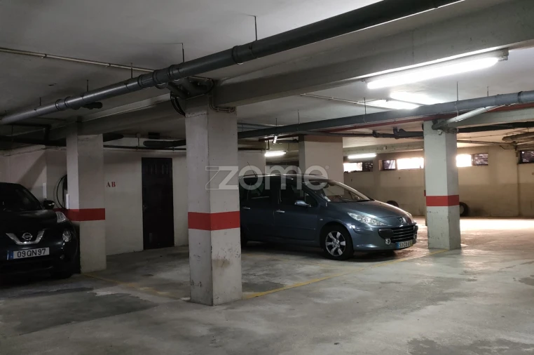 Garagem para Arrendamento em São Mamede de Infesta e Senhora da Hora Foto 9