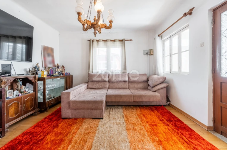 Moradia T5 para Venda em Vila de Punhe Foto 11