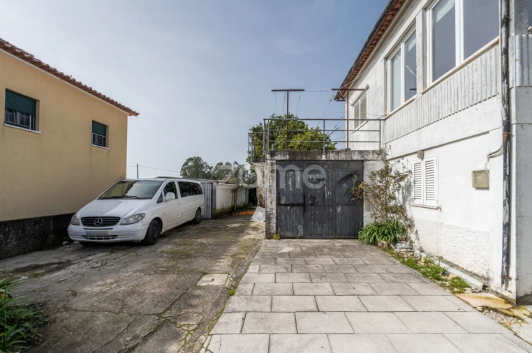 Moradia T5 para Venda em Vila de Punhe Foto 3