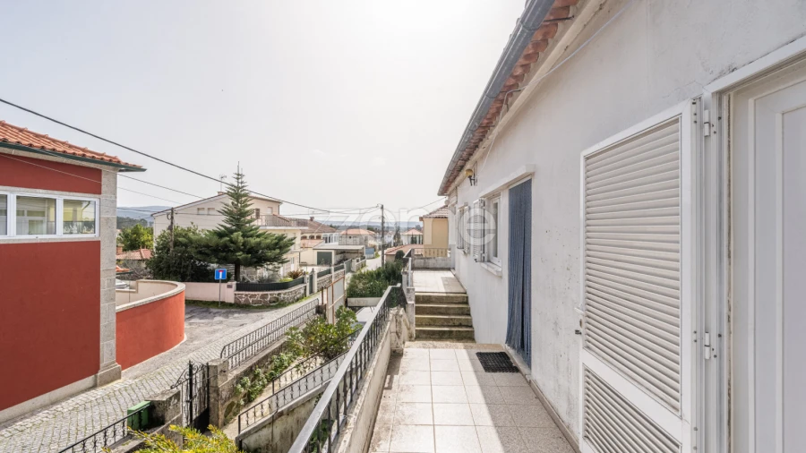 Moradia T5 para Venda em Vila de Punhe