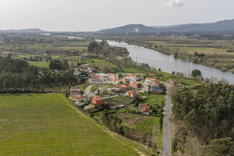 Terreno para Venda em Geraz do Lima (Santa Maria, Santa Leocádia, Moreira), Deão Foto 20