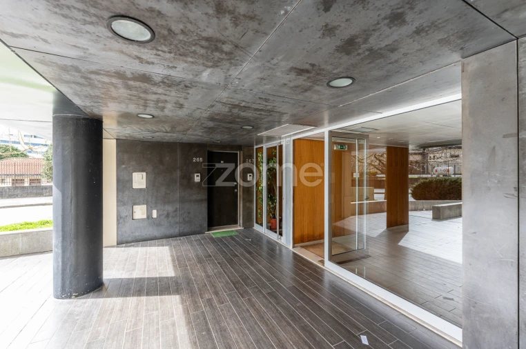 Apartamento T1 para Venda em Paranhos Foto 20