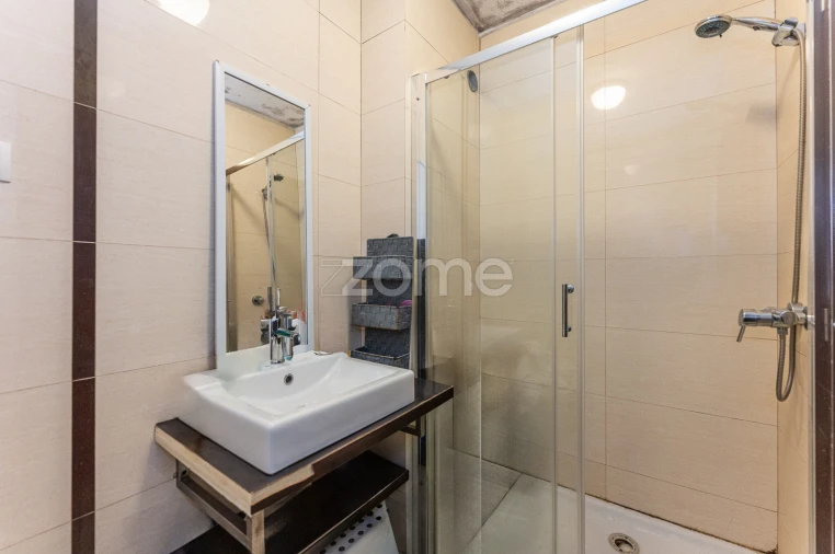 Apartamento T1 para Venda em Paranhos Foto 14