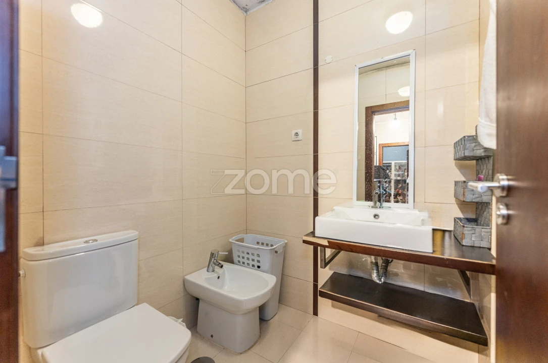 Apartamento T1 para Venda em Paranhos Foto 12