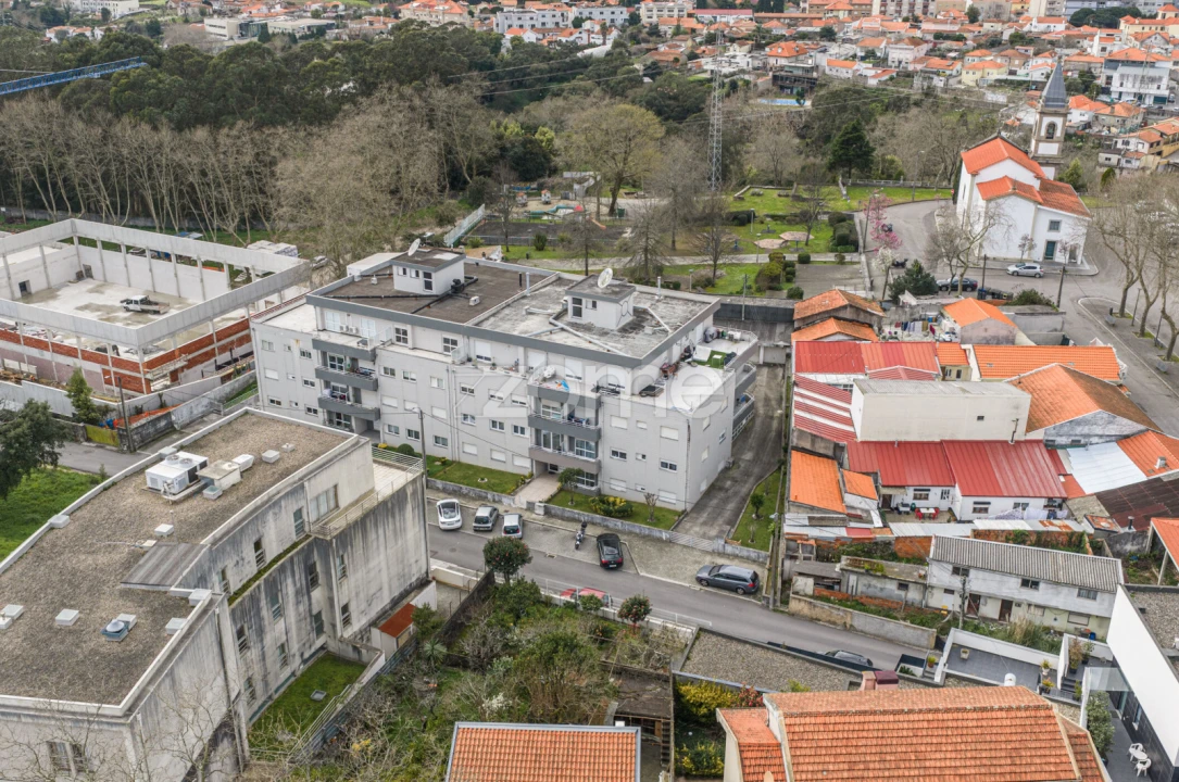 Apartamento T2 para Venda em Mafamude e Vilar do Paraíso Foto 34