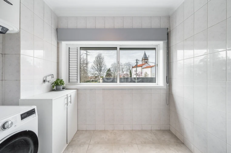 Apartamento T2 para Venda em Mafamude e Vilar do Paraíso Foto 8