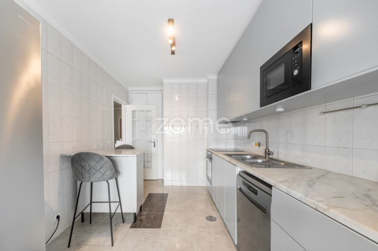 Apartamento T2 para Venda em Mafamude e Vilar do Paraíso Foto 15