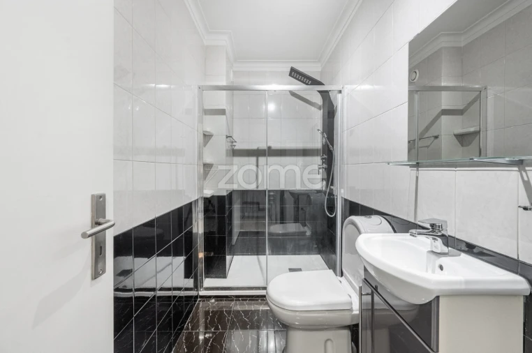 Apartamento T2 para Venda em Mafamude e Vilar do Paraíso Foto 18