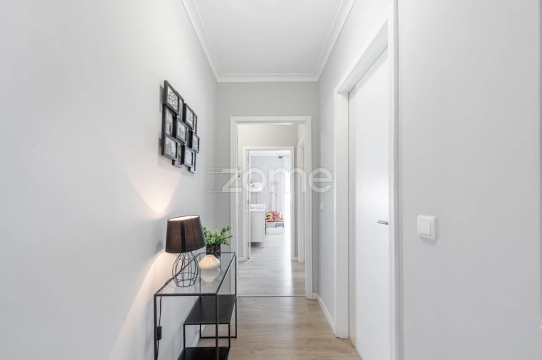 Apartamento T2 para Venda em Mafamude e Vilar do Paraíso Foto 13