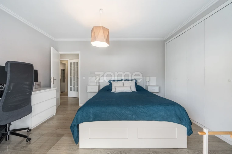 Apartamento T2 para Venda em Mafamude e Vilar do Paraíso Foto 20