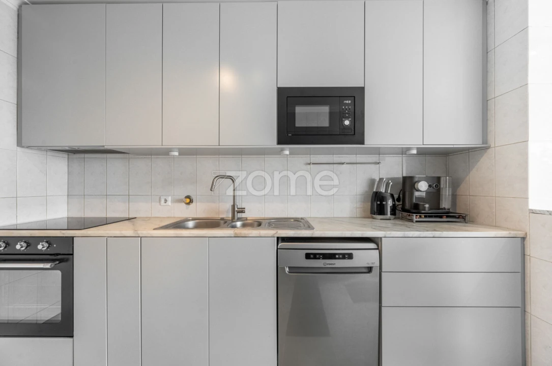 Apartamento T2 para Venda em Mafamude e Vilar do Paraíso Foto 2