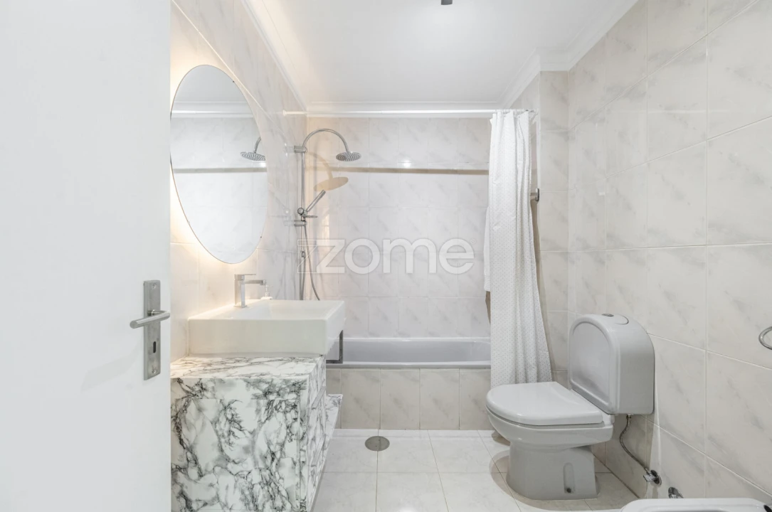 Apartamento T2 para Venda em Mafamude e Vilar do Paraíso Foto 22