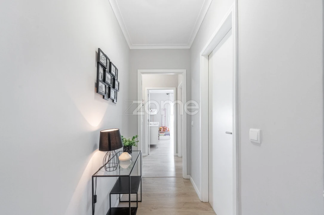 Apartamento T2 para Venda em Mafamude e Vilar do Paraíso Foto 13