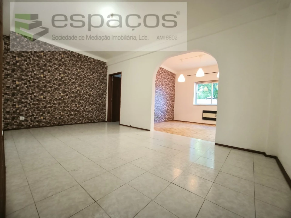 Apartamento T2 para Venda em Castelo Branco Foto 6