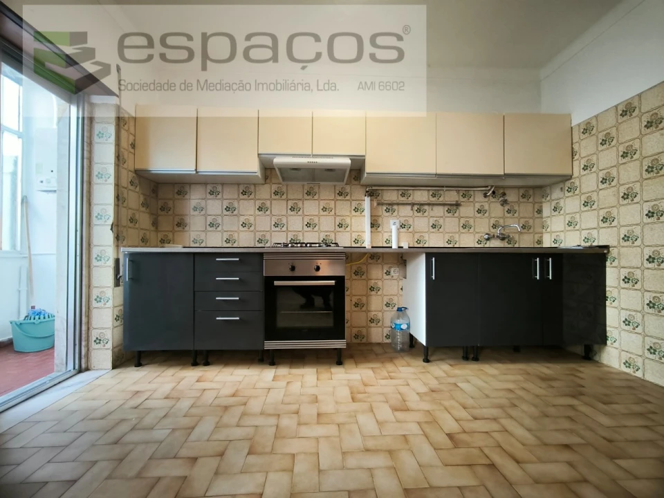Apartamento T2 para Venda em Castelo Branco Foto 3