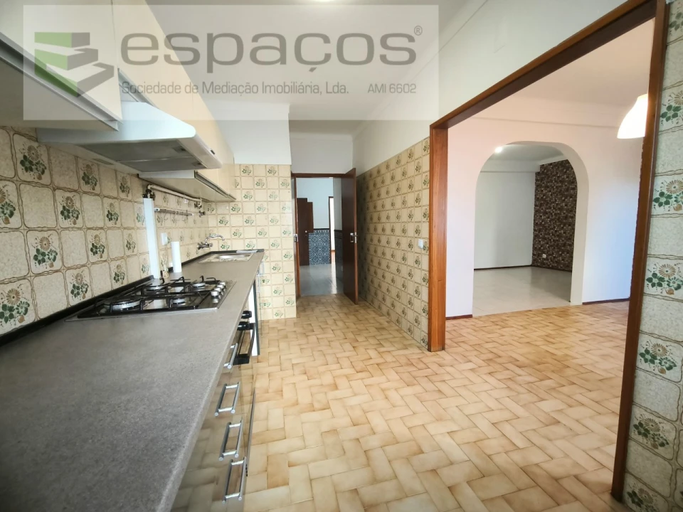 Apartamento T2 para Venda em Castelo Branco Foto 4