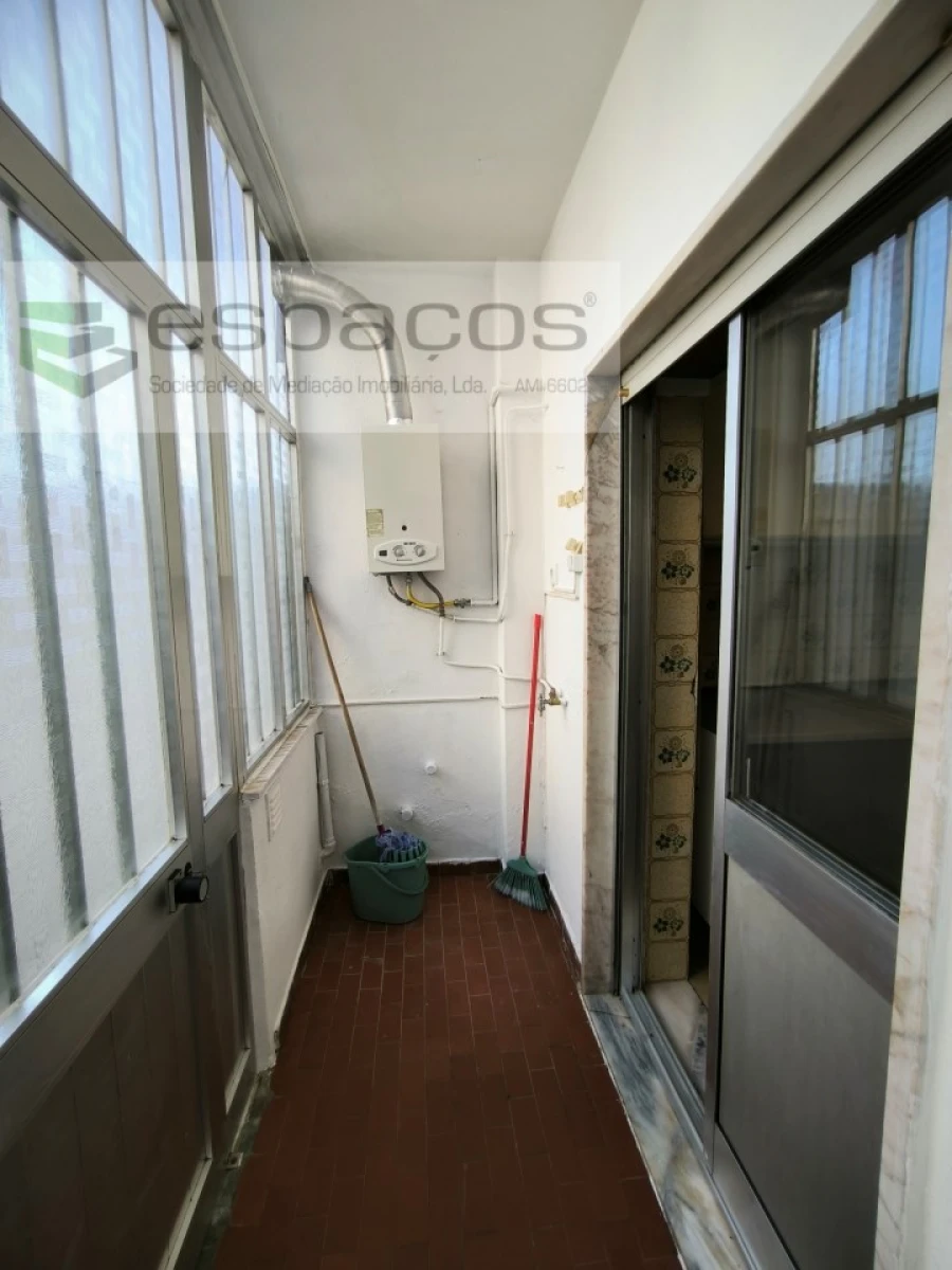 Apartamento T2 para Venda em Castelo Branco Foto 12