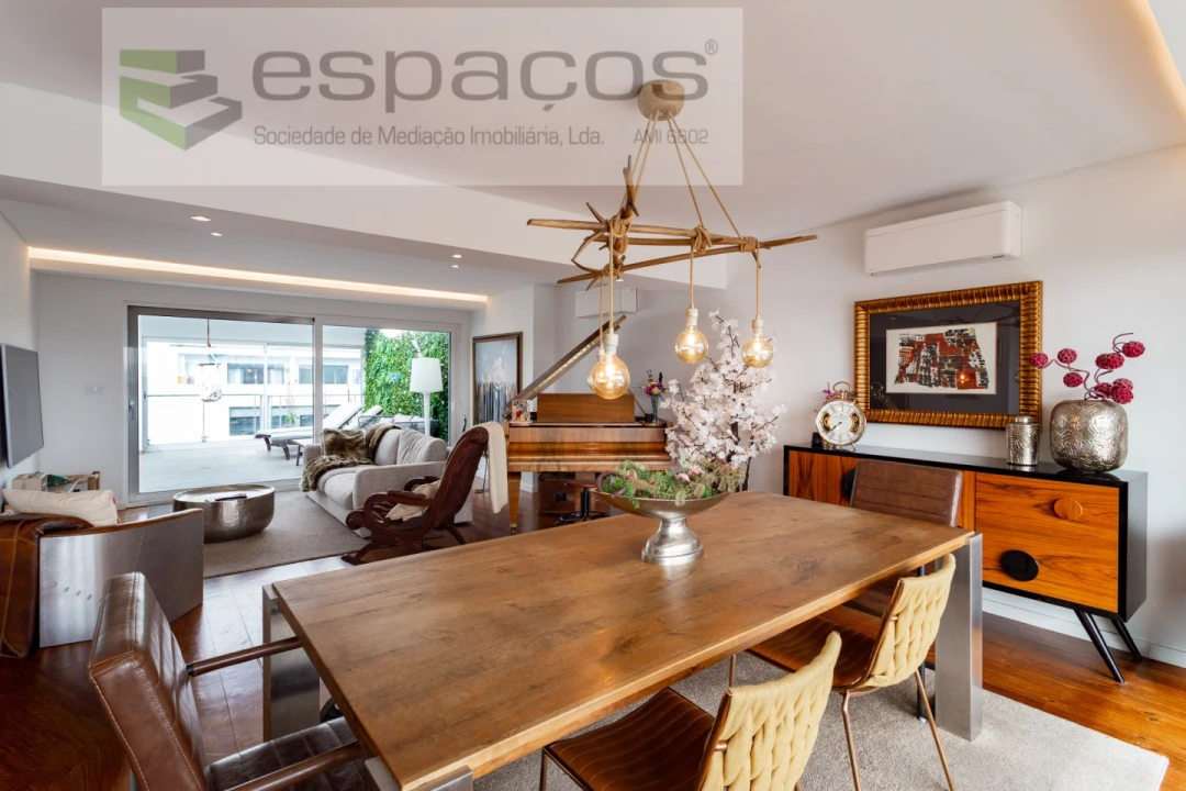 Apartamento T4 para Venda em Santa Iria de Azoia, São João da Talha e Bobadela Foto 7