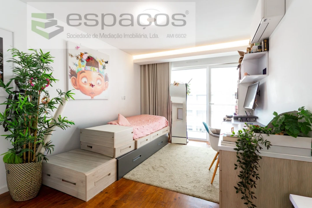 Apartamento T4 para Venda em Santa Iria de Azoia, São João da Talha e Bobadela Foto 35