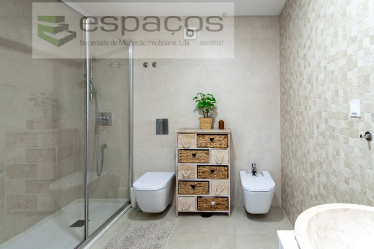 Apartamento T4 para Venda em Santa Iria de Azoia, São João da Talha e Bobadela Foto 43