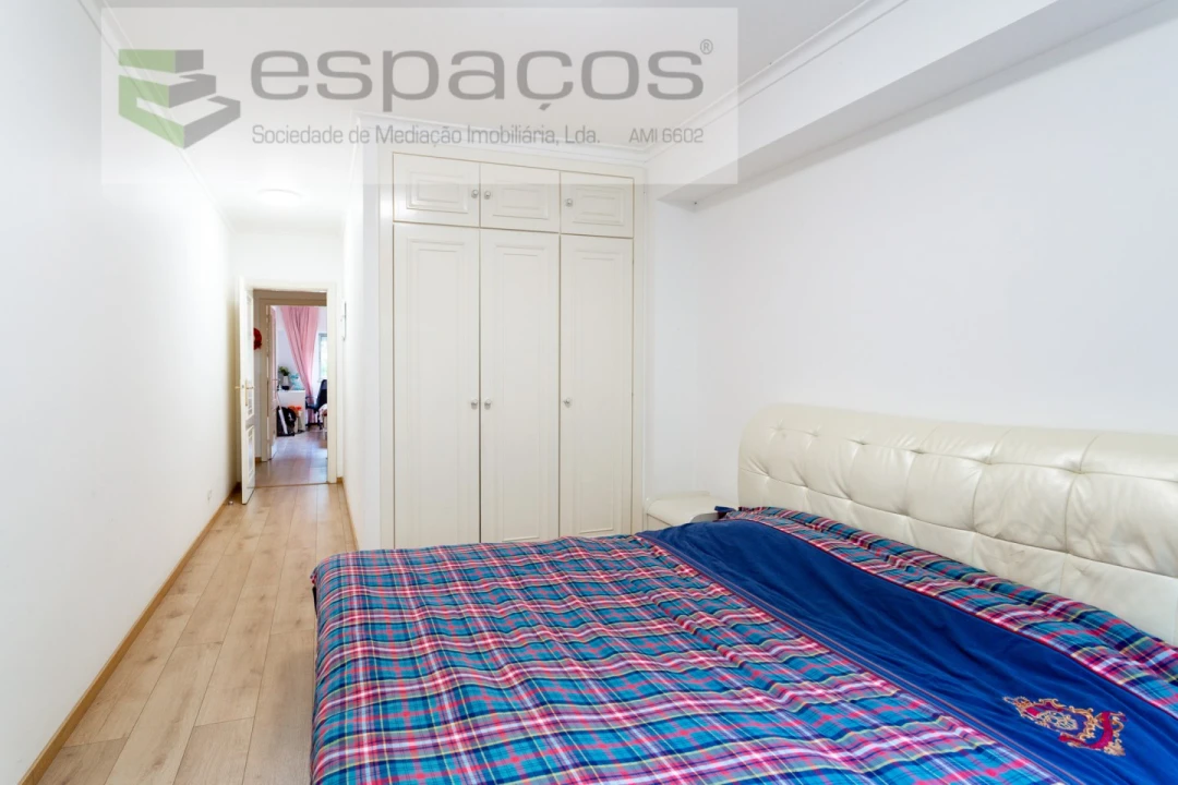 Apartamento T5 para Venda em Areeiro Foto 20