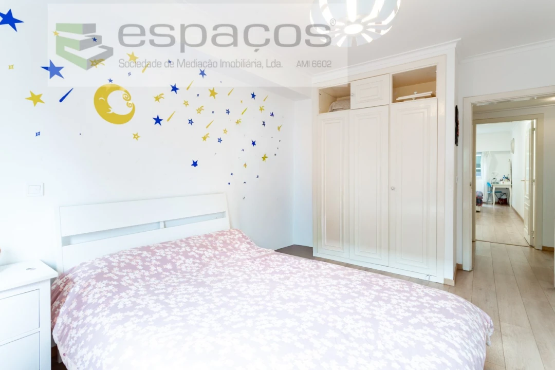 Apartamento T5 para Venda em Areeiro Foto 22