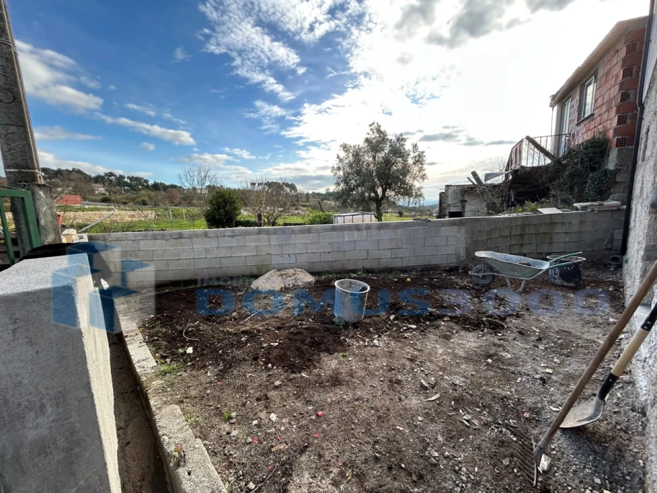 Moradia T3 para Venda em Mouçós e Lamares Foto 3