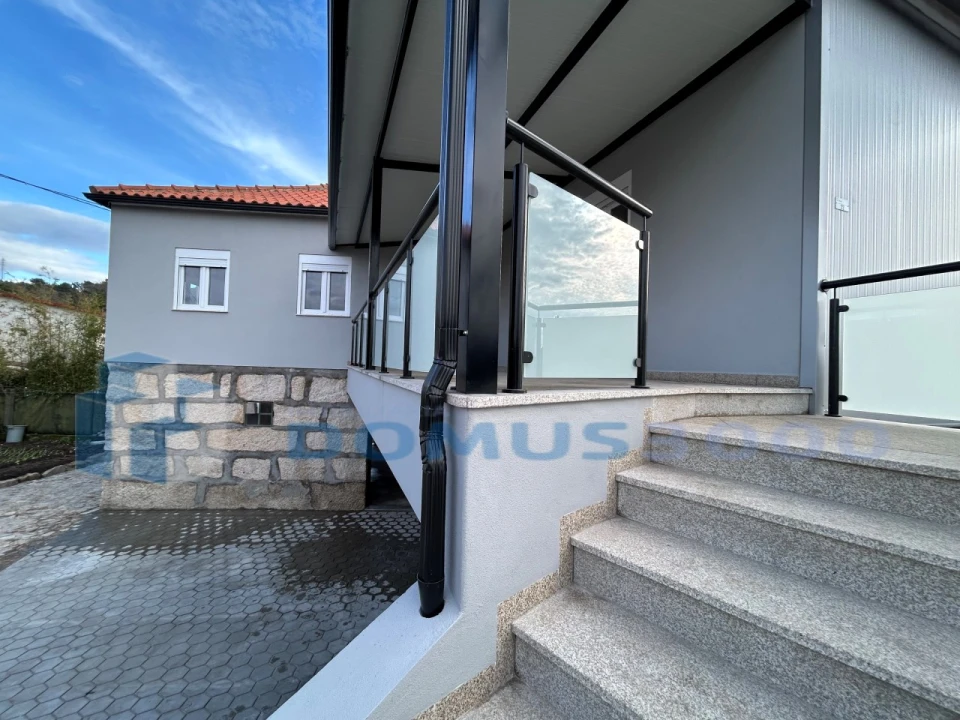 Moradia T3 para Venda em Mouçós e Lamares Foto 5